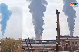 Ukraine dồn dập tấn công, loạt nhà máy dầu và drone ở Nga bốc cháy