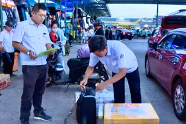 Siết chặt quản lý hoạt động ký gửi hàng hóa theo xe khách