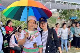 Làm báo vùng khó