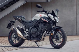 Honda CB500 Hornet 2025 có giá từ 180 triệu đồng