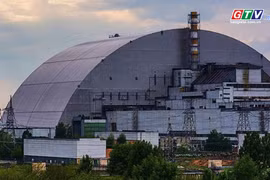 Nga tấn công gần nhà máy hạt nhân Chernobyl, tiến sâu vào vùng phòng thủ của Ukraine