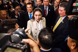 Tin thế giới ngày 2-7: Ghế Thủ tướng Thái, canh bạc giữa dân chủ và quyền lực ngầm