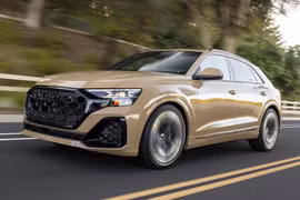 Audi Q8: SUV Coupe sang trọng, hiện đại và mạnh mẽ có giá từ 4 tỷ đồng
