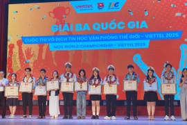 4 học sinh Trường THPT Chi Lăng đạt giải tại Cuộc thi Vô địch Tin học văn phòng thế giới-VIETTEL 2025 