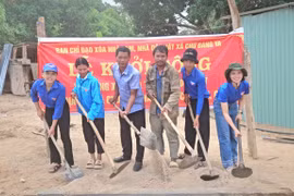 Khởi công xây dựng nhà ở cho hộ cận nghèo tại xã Chư Đang Ya