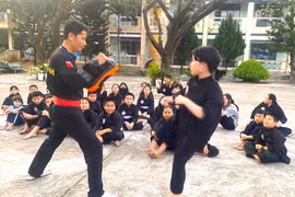 Học võ cổ truyền sự lựa chọn của nhiều học sinh dịp hè. Ảnh: Ngọc Minh