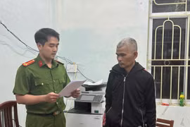 Đang cai nghiện mà bỏ ngang để sử dụng ma túy, Nguyễn Đức Thuần (trú phường Quy Nhơn Nam) bị khởi tố, bắt tạm giam.