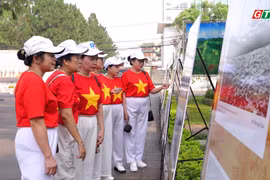 Đưa hình ảnh Bác Hồ ra không gian mở giữa lòng Pleiku