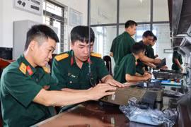 Quân đoàn 34 tập huấn nghiệp vụ sửa chữa thiết bị thông tin