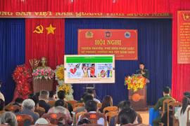 Tuyên truyền phòng, chống ma túy cho người dân ở xã Ia Nan và Ia Dom