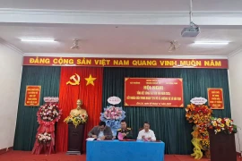 Trung đoàn Thông tin 29 kết nghĩa với xã Ia Băng và Bàu Cạn