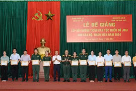 50 học viên Công ty 74 hoàn thành chương trình học tiếng Jrai