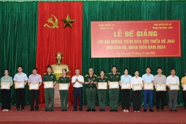 50 học viên Công ty 74 hoàn thành chương trình học tiếng Jrai