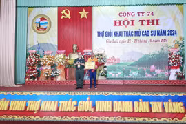 Công ty 74: Tuyển thủ Ksor Mác đạt bàn tay vàng thợ khai thác mủ cao su