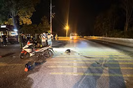 Gia Lai: Ô tô va chạm xe máy chạy cùng chiều, 1 người tử vong