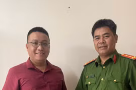 Công an xã Kbang hỗ trợ công dân nhận lại 450 triệu đồng tiền chuyển nhầm