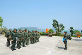 Sư đoàn 31 tổ chức diễn tập chỉ huy, cơ quan một bên, một cấp trên bản đồ. 