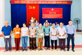 Cử tri thị xã Ayun Pa kiến nghị nhiều ý kiến đến Đoàn đại biểu Quốc hội tỉnh Gia Lai