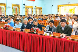 Hội nghị lần thứ 19 Ban Chấp hành Đảng bộ huyện Kông Chro khóa VIII (mở rộng). Ảnh: Ngô Chiến