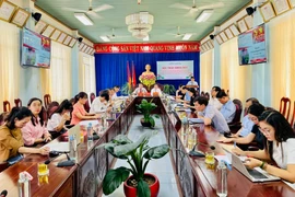 Quang cảnh hội thảo “Xây dựng và thực hành chuẩn mực đạo đức cách mạng trong thời kỳ mới-Giải pháp “gốc rễ” xây dựng Đảng trong sạch, vững mạnh”.