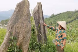 Khu mộ đá 400 năm tuổi của dòng họ quyền lực ở Phú Thọ