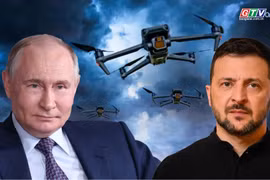 Drone Nga tấn công Kiev: Ba người thiệt mạng, nhiều tòa nhà bốc cháy