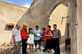 Hội Chữ thập đỏ tỉnh Gia Lai hỗ trợ bà con vùng lũ Nghệ An, Hà Tĩnh