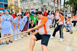 Bệnh viện Đa khoa Gia Lai hội thao chào mừng Ngày Thầy thuốc Việt Nam