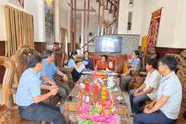 Vụ ngộ độc thực phẩm sau tiệc tân gia tại xã Ia Hiao: Phạt cơ sở nấu cỗ 35 triệu đồng, đình chỉ hoạt động 2 tháng