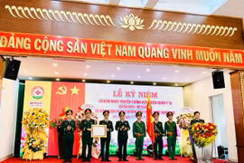 Bệnh viện Quân y 15 kỷ niệm 40 năm ngày truyền thống và đón nhận Huân chương Bảo vệ Tổ quốc hạng Nhì
