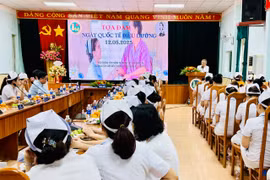 Bệnh viện đa khoa Gia Lai trao giải điều dưỡng, nữ hộ sinh ứng xử hay, tay nghề giỏi