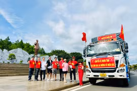 Thêm 25 tấn hàng từ Gia Lai hướng về bà con vùng lũ Cao Bằng