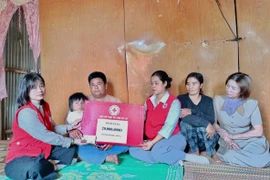 Quỹ Thiện Tâm hỗ trợ 20 triệu đồng cho học sinh nghèo tại xã Ia Băng