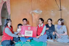 Quỹ Thiện Tâm hỗ trợ 20 triệu đồng cho học sinh nghèo tại xã Ia Băng
