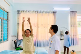 Đồng hành cùng bệnh nhân vượt qua cú sốc đột quỵ