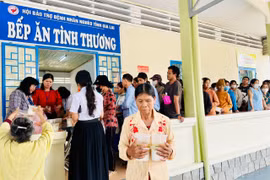 Bệnh nhân nghèo Gia Lai trọn niềm vui trong dịp lễ Quốc khánh 2-9