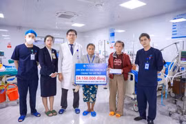 Bệnh viện Hùng Vương Gia Lai hỗ trợ kinh phí điều trị cho bệnh nhân khó khăn