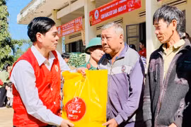 Hợp nhất Hội Chữ thập đỏ Bình Định và Gia Lai thành Hội Chữ thập đỏ tỉnh Gia Lai