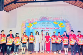 Bệnh viện Mắt Cao Nguyên tổ chức “Bữa cơm công đoàn-Mừng Xuân, ơn Đảng”