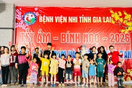 Tết ấm đến với bệnh nhi Gia Lai