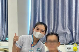 Cứu sống bệnh nhân Campuchia nhiễm khuẩn huyết và áp xe thận