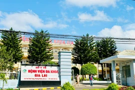 Thêm 200 triệu đồng ủng hộ xây dựng khu vực phòng chờ tại Bệnh viện Đa khoa Gia Lai