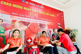 Gần 50 cán bộ, nhân viên Hệ thống Y tế GEMs tham gia hiến máu cứu người