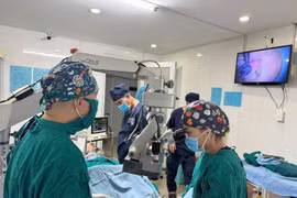 Bệnh viện Mắt Quốc tế Sài Gòn-Gia Lai phẫu thuật Phaco thành công hơn 35.000 ca