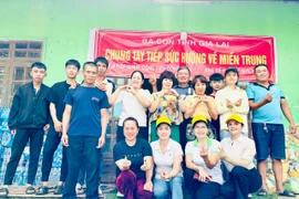 Chuyến xe 0 đồng chở nghĩa tình Gia Lai về bà con vùng bão, lũ