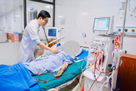 Bệnh viện Hùng Vương Gia Lai triển khai hiệu quả kỹ thuật lọc máu liên tục trong hồi sức cấp cứu