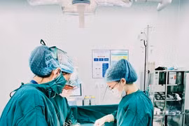 Bệnh viện Sản - Nhi Gia Lai cấp cứu thành công thai phụ bị vỡ tử cung trên sẹo mổ cũ