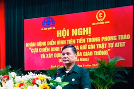 Ông Chu Xuân Toàn được các cấp, ngành biểu dương, khen thưởng vì các thành tích trong học tập và làm theo gương Bác.