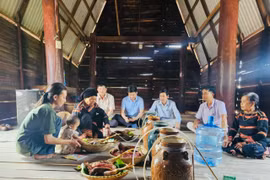 Tùy theo điều kiện của từng gia đình để chuẩn bị quy mô lễ cúng lớn hay nhỏ 