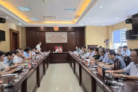 Quang cảnh hội nghị góp ý dự án Luật Quy hoạch và dự thảo nghị quyết liên quan đến thi hành Luật Đất đai.